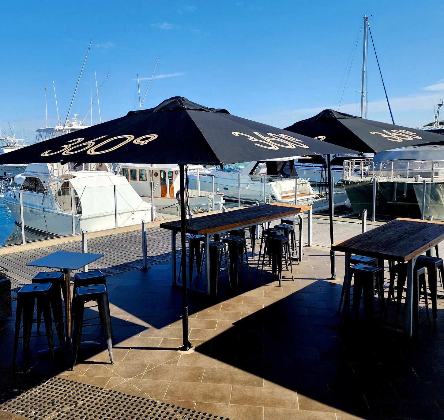 Heavy-Duty Café & Restaurant Umbrellas | Saville Umbrella