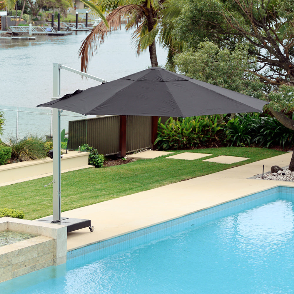 4m dia. Cantilever Octagonal | Umbrellas