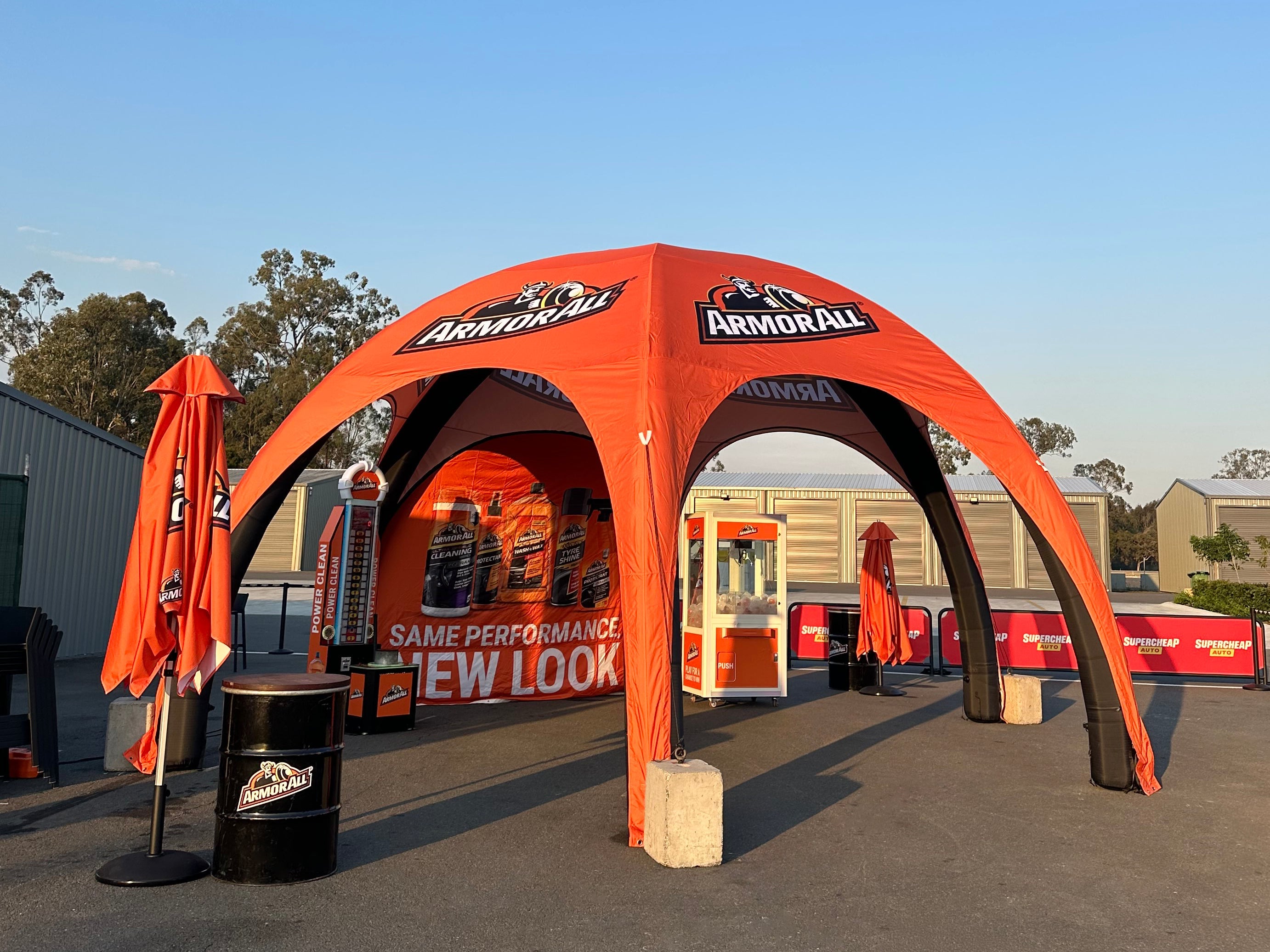 DO212941-TheLiveAgency-ArmorAll-EMX-Gamma-Poly-orange-04-Edit.jpg